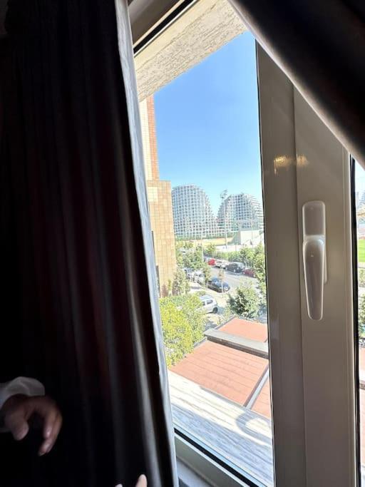 Great Apartament Near Lake & Blloku Area 地拉那 外观 照片
