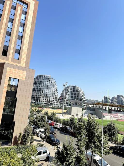 Great Apartament Near Lake & Blloku Area 地拉那 外观 照片